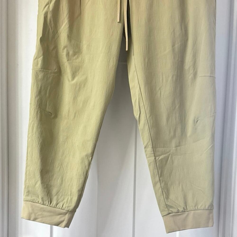 Athleta Trekkie North Jogger Women’s Size XL Khaki - Picture 4 of 6